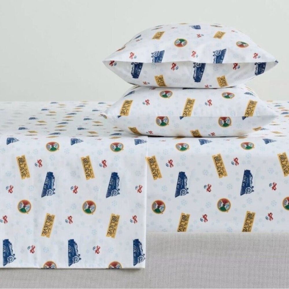 POTTERY BARN Polar Express standard pillowcases NEW set